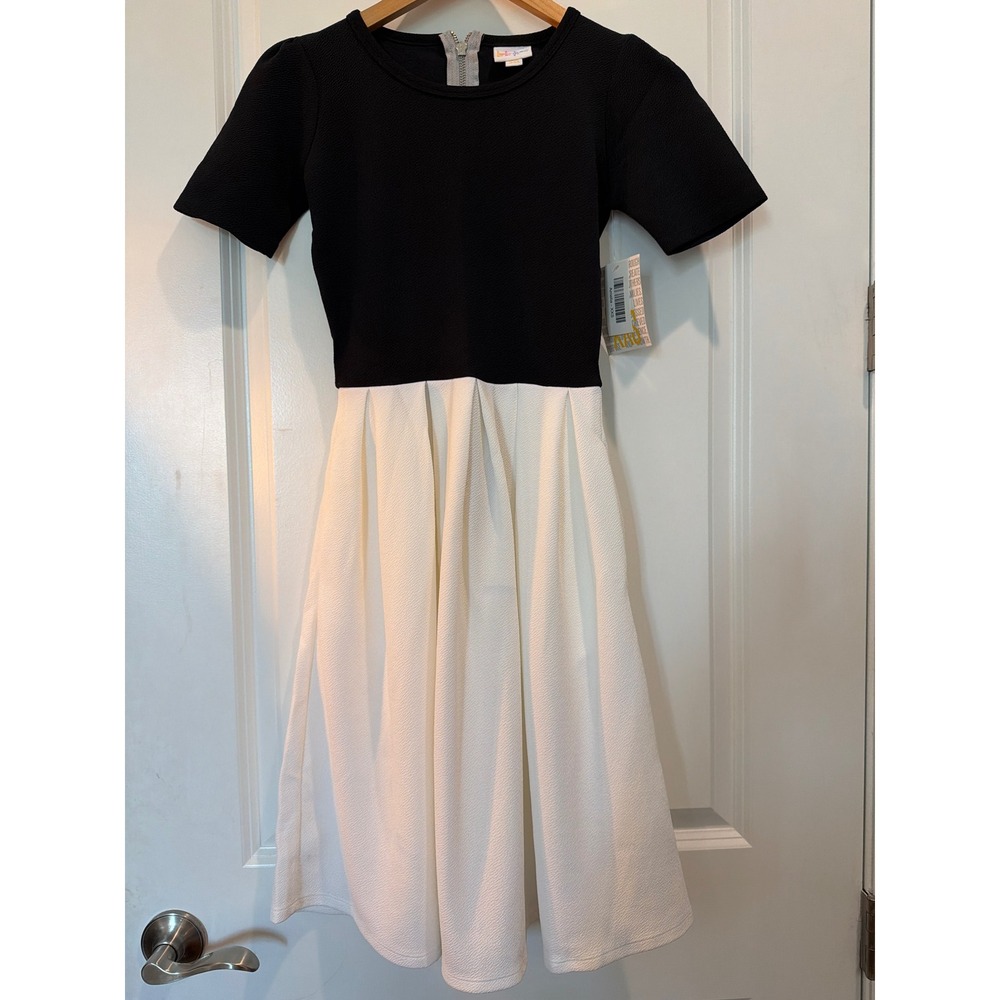 LuLaRoe Amelia Dress XXS Black White Colorblock Fit Flare Short Sleeve NWT
